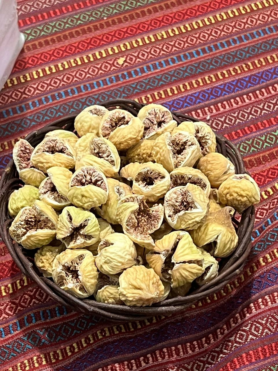انجیر خشک استهبان ۱۰ کیلویی صدیک
